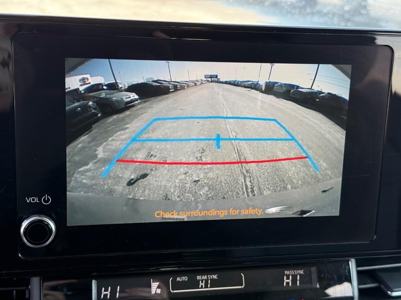 Toyota Sienna Vehicle Image 17