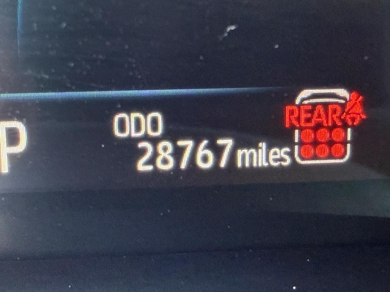 Toyota Sienna Vehicle Image 22