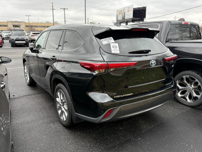 Toyota Highlander Vehicle Image 03