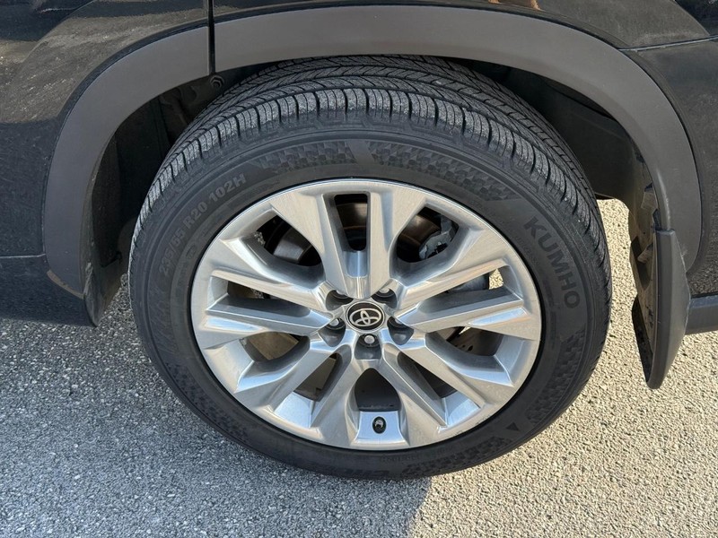 Toyota Highlander Vehicle Image 06