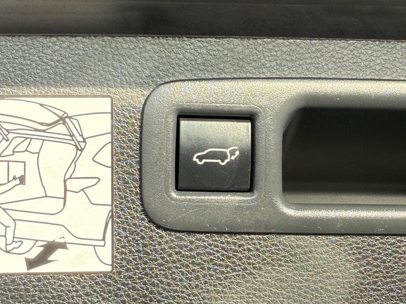 Toyota Highlander Vehicle Image 08