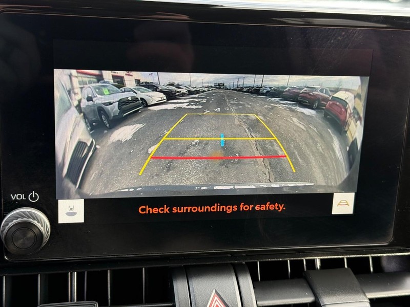 Toyota RAV4 Vehicle Image 17