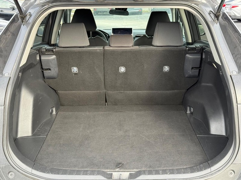 Toyota RAV4 Vehicle Image 07