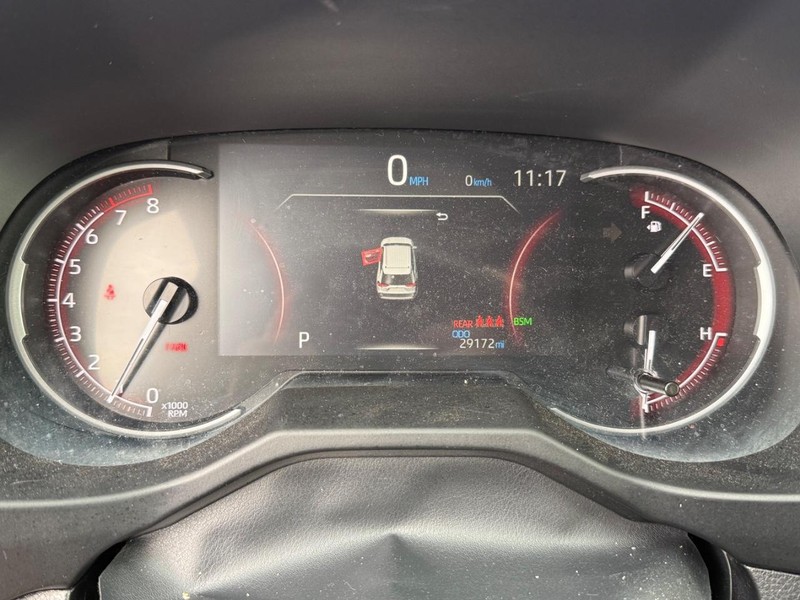 Toyota RAV4 Vehicle Image 21