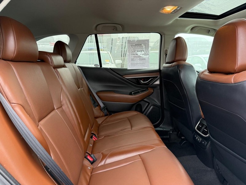 Subaru Outback Vehicle Image 09