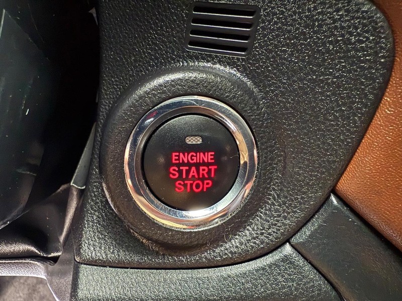 Subaru Outback Vehicle Image 15