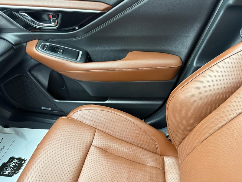 Subaru Outback Vehicle Image 19