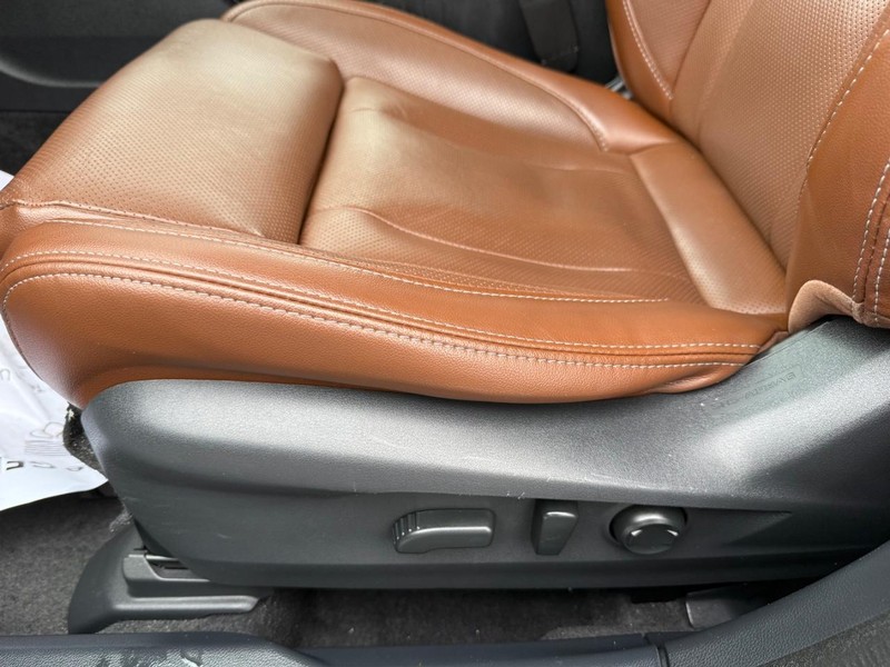 Subaru Outback Vehicle Image 24