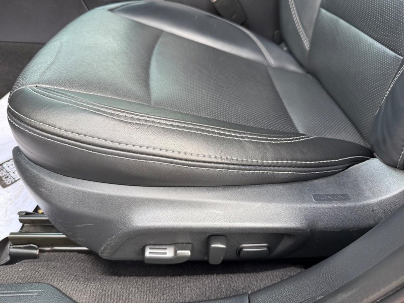 Subaru Outback Vehicle Image 28