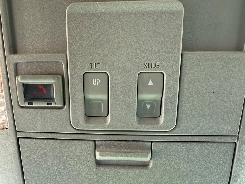 Toyota Tundra 4WD Vehicle Image 23