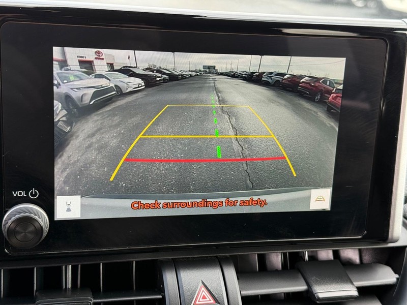 Toyota RAV4 Vehicle Image 17