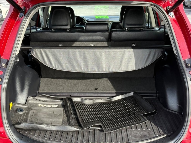 Toyota RAV4 Vehicle Image 07