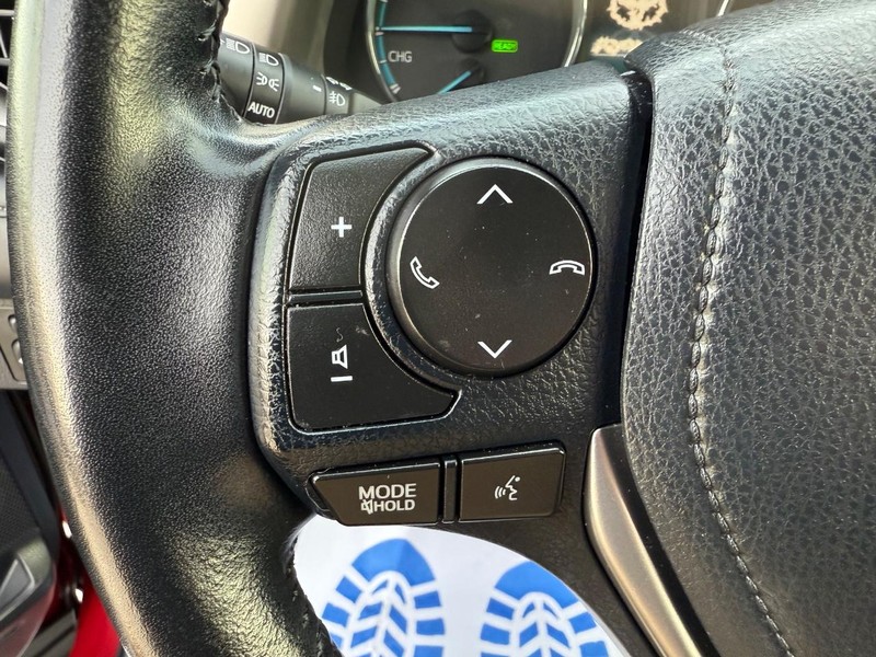 Toyota RAV4 Vehicle Image 15