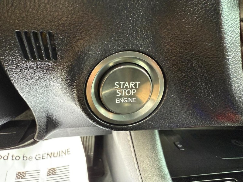 Lexus RX Vehicle Image 17