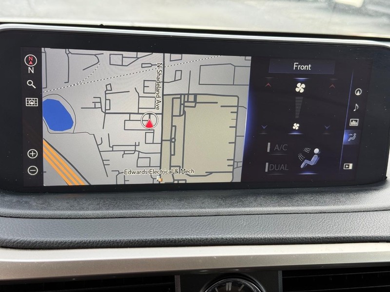 Lexus RX Vehicle Image 19