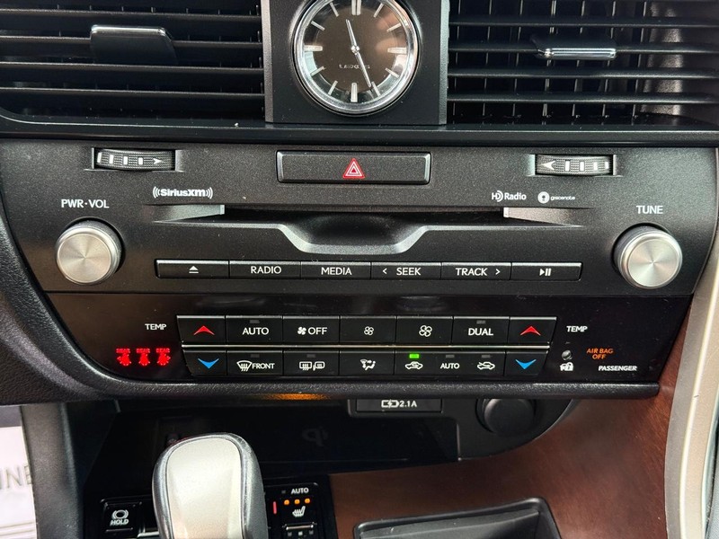 Lexus RX Vehicle Image 21