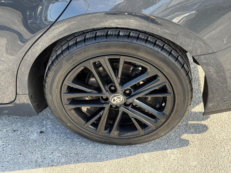 Toyota Camry Vehicle Image 06