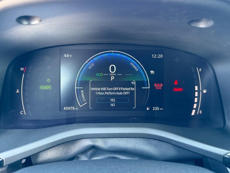 Toyota Camry Vehicle Image 21