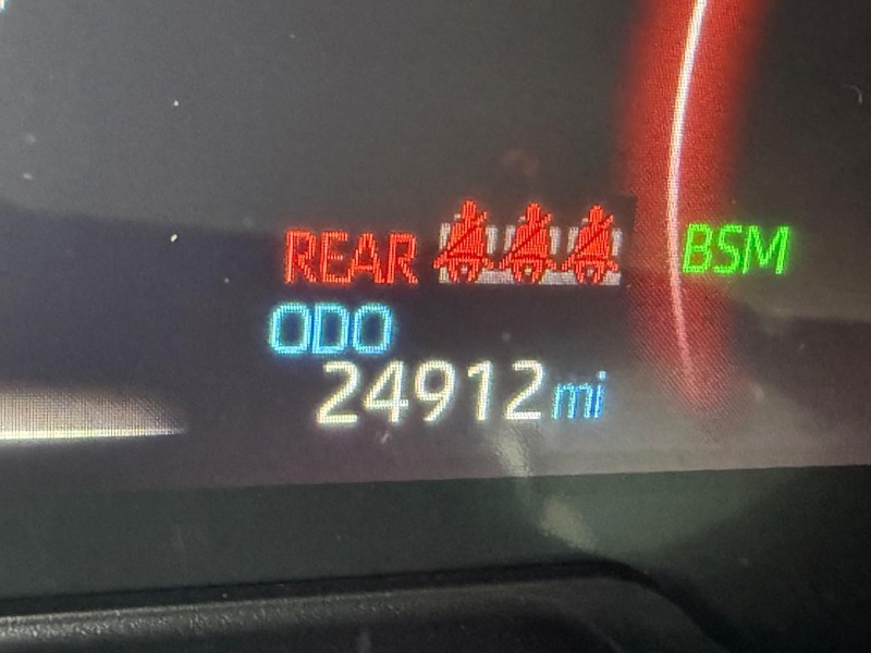 Toyota RAV4 Vehicle Image 22