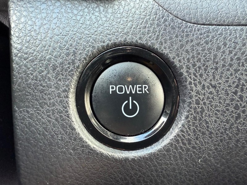 Toyota Camry Vehicle Image 15