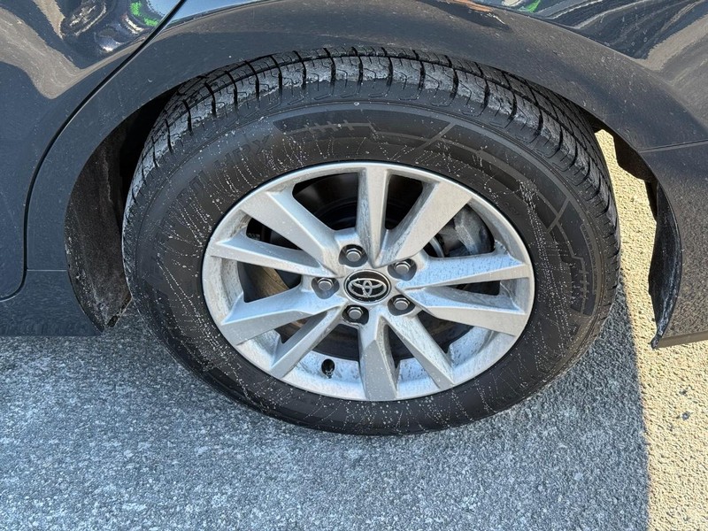 Toyota Camry Vehicle Image 06