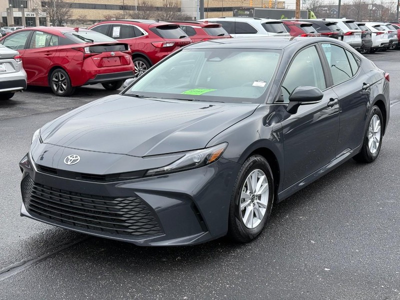 Toyota Camry Vehicle Image 08