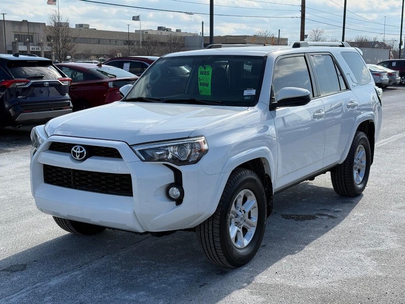 Toyota 4Runner Vehicle Image 08