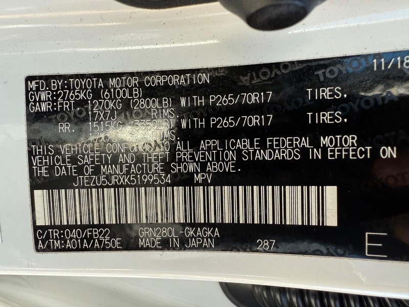 Toyota 4Runner Vehicle Image 24