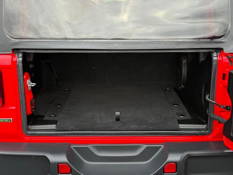 Jeep Wrangler Vehicle Image 07