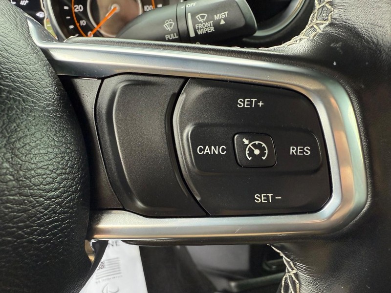 Jeep Wrangler Vehicle Image 14