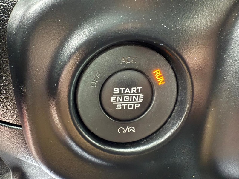 Jeep Wrangler Vehicle Image 15