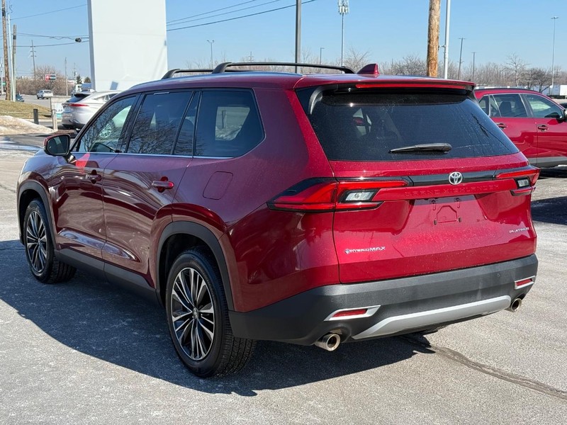 Toyota Grand Highlander Vehicle Image 05