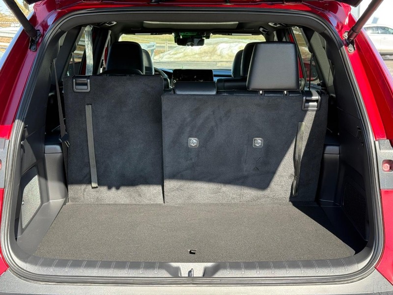 Toyota Grand Highlander Vehicle Image 07