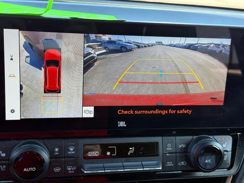 Toyota Grand Highlander Vehicle Image 21