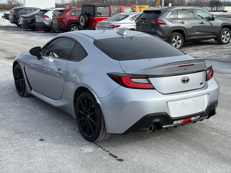 Toyota GR86 Vehicle Image 05