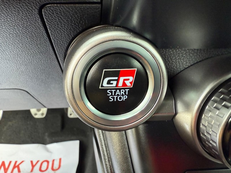 Toyota GR86 Vehicle Image 15