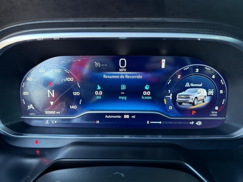 Chevrolet Tahoe Vehicle Image 26