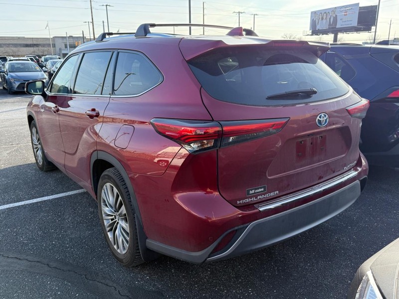 Toyota Highlander Vehicle Image 03