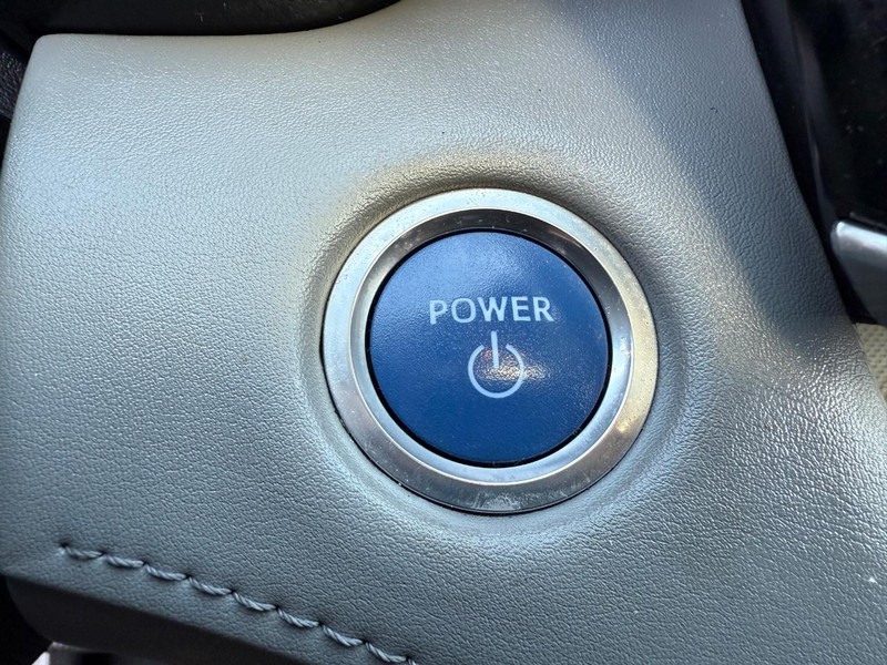 Toyota Highlander Vehicle Image 17