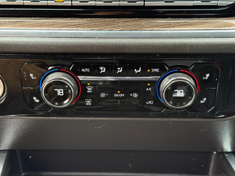 Chevrolet Silverado 1500 Vehicle Image 19