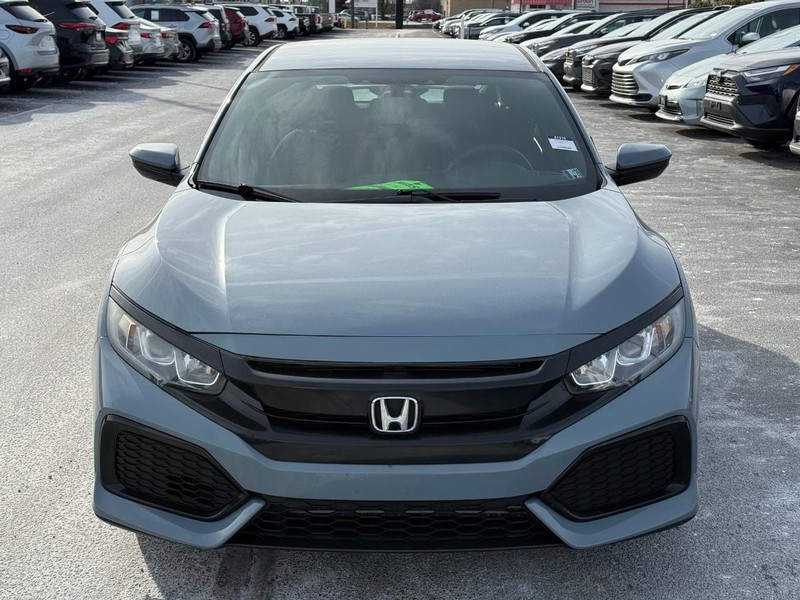 Honda Civic Hatchback Vehicle Image 09