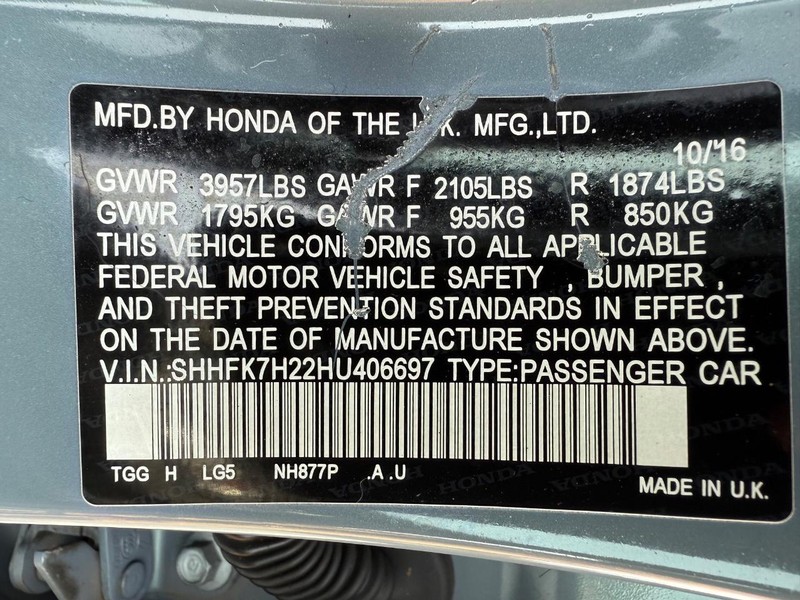 Honda Civic Hatchback Vehicle Image 24