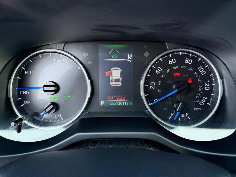 Toyota RAV4 Vehicle Image 20