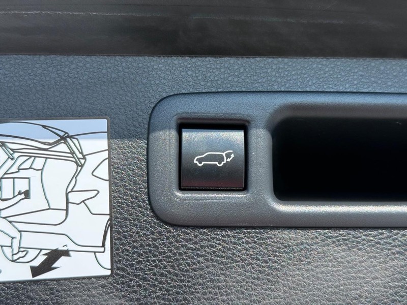 Toyota Highlander Vehicle Image 08