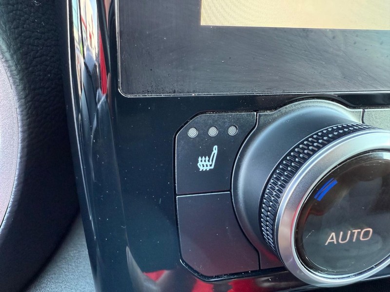 Toyota Highlander Vehicle Image 18