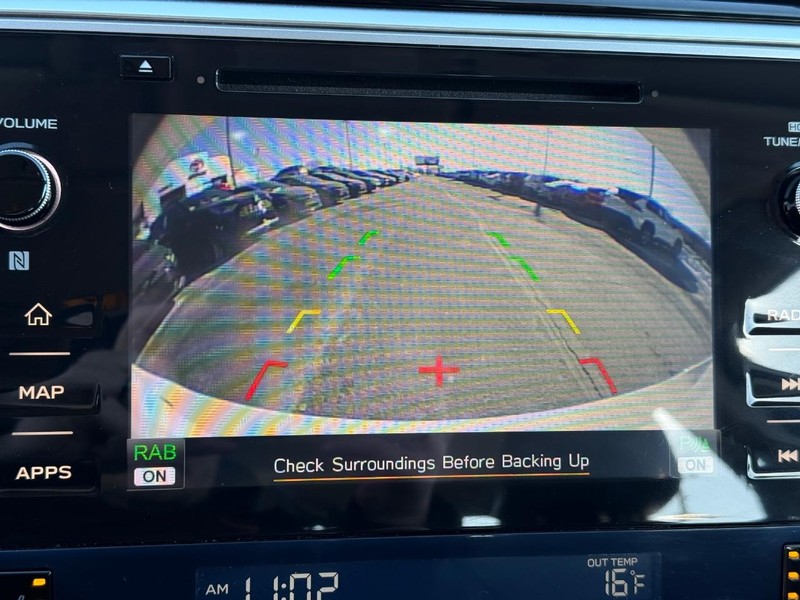 Subaru Legacy Vehicle Image 19