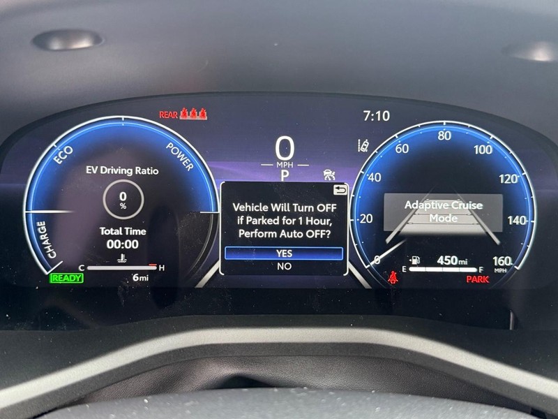 Toyota Camry Vehicle Image 17