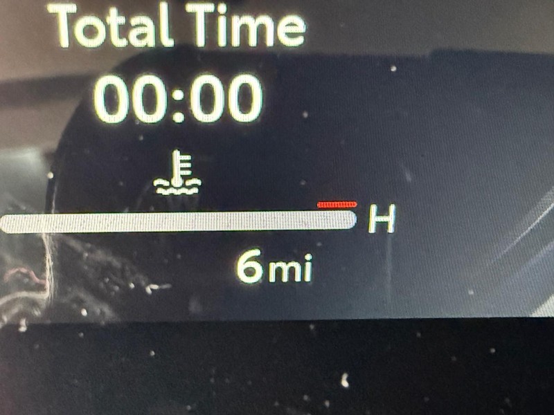 Toyota Camry Vehicle Image 18