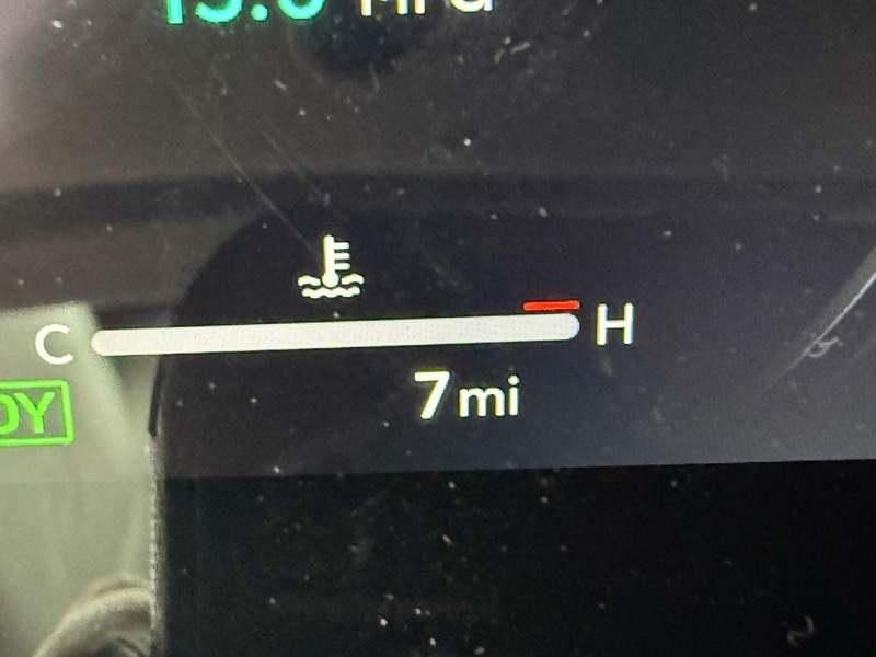 Toyota Camry Vehicle Image 18