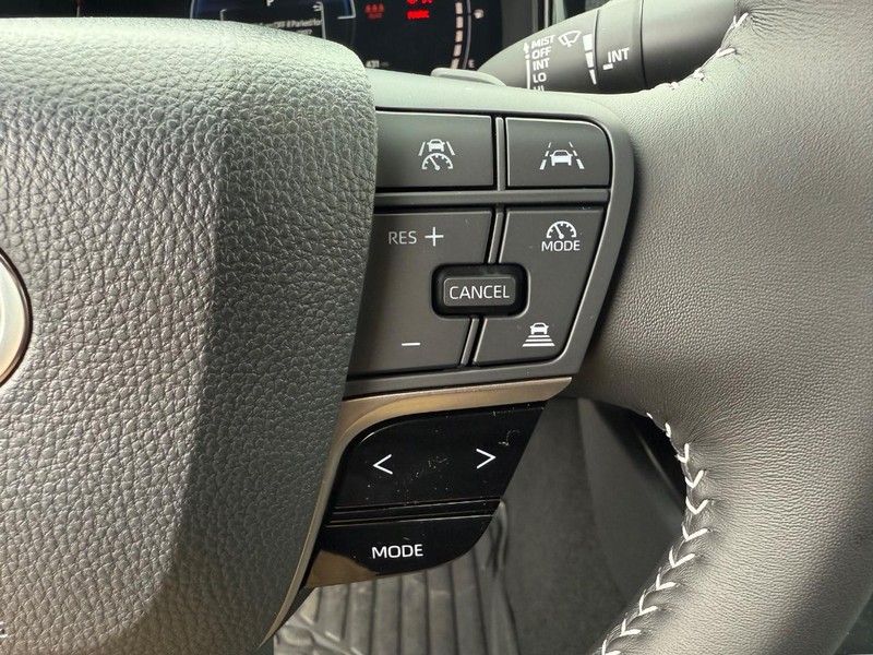 Toyota Camry Vehicle Image 08